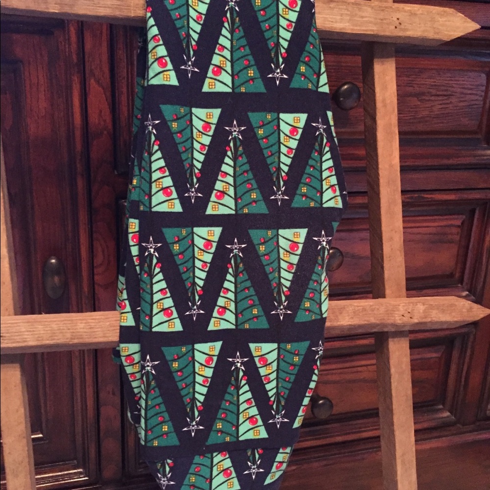 ⚡️ Holiday LuLaRoe Leggings